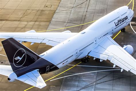 PHOTO TOUR: Lufthansa's new 747.